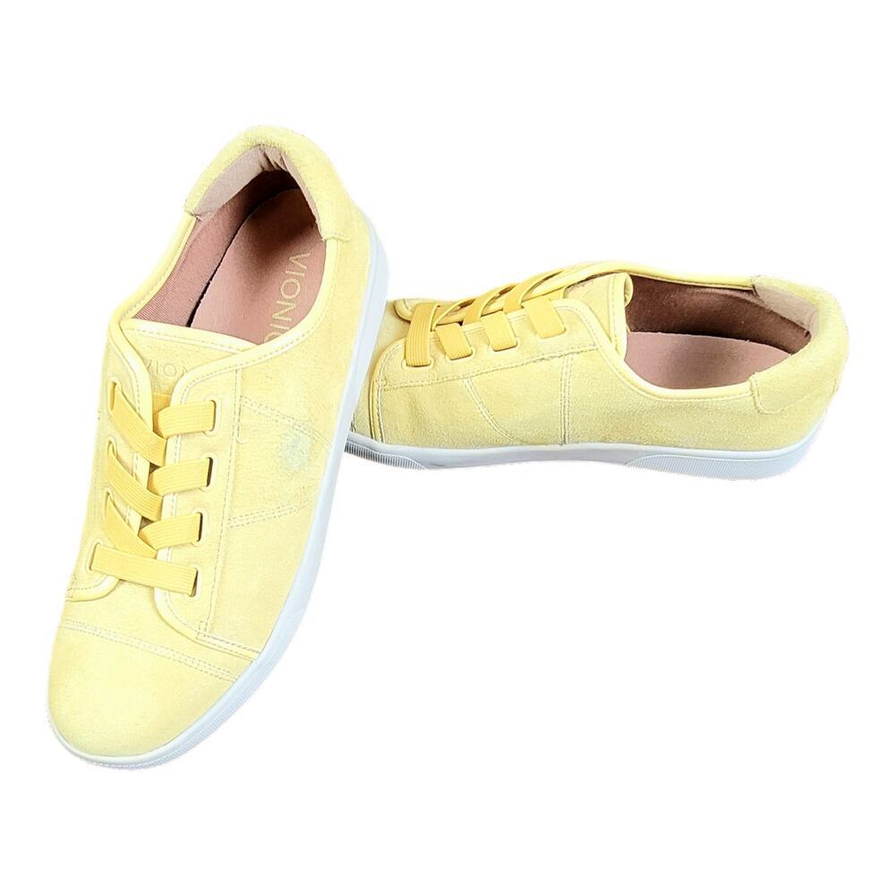 Vionic Yellow Flats - Picture 2 of 9